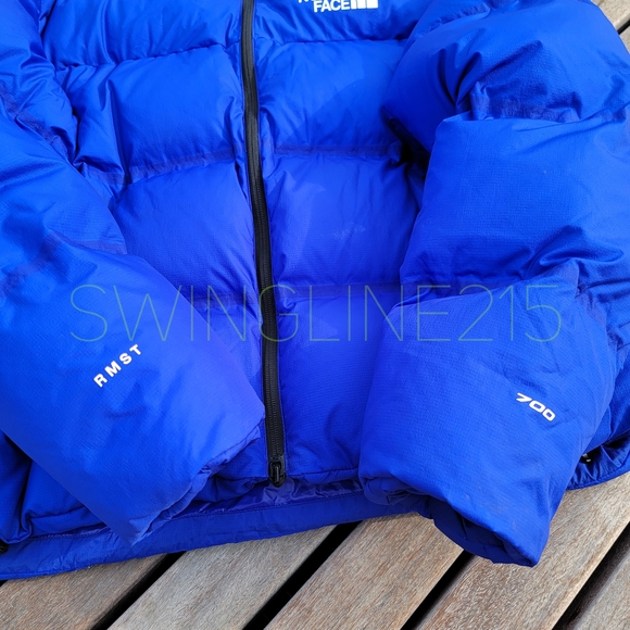The North Face Blue Puffer Jacket - Picture 2 of 11
